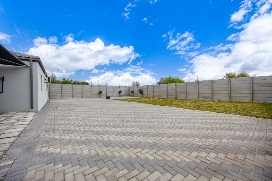 3 Bedroom Property for Sale in Annandale Western Cape